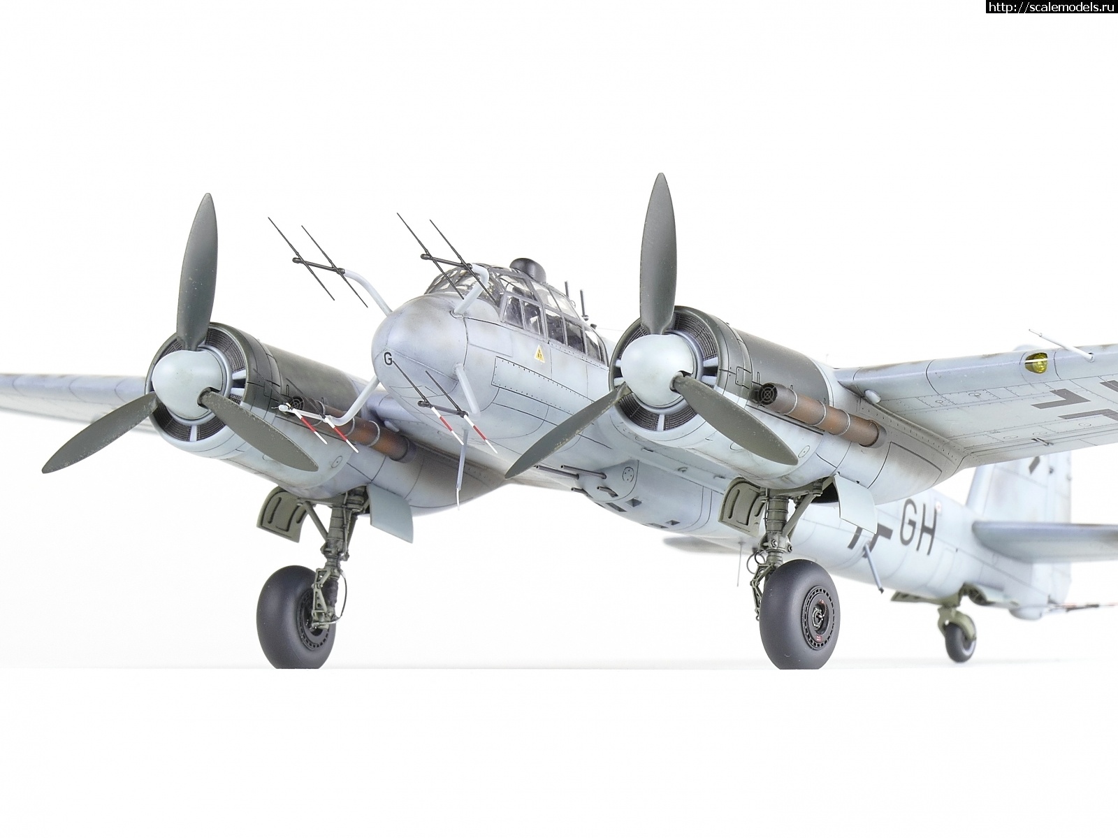 #1768743/ Junkers Ju88G-6 FuG220 1/72, Hasegawa   