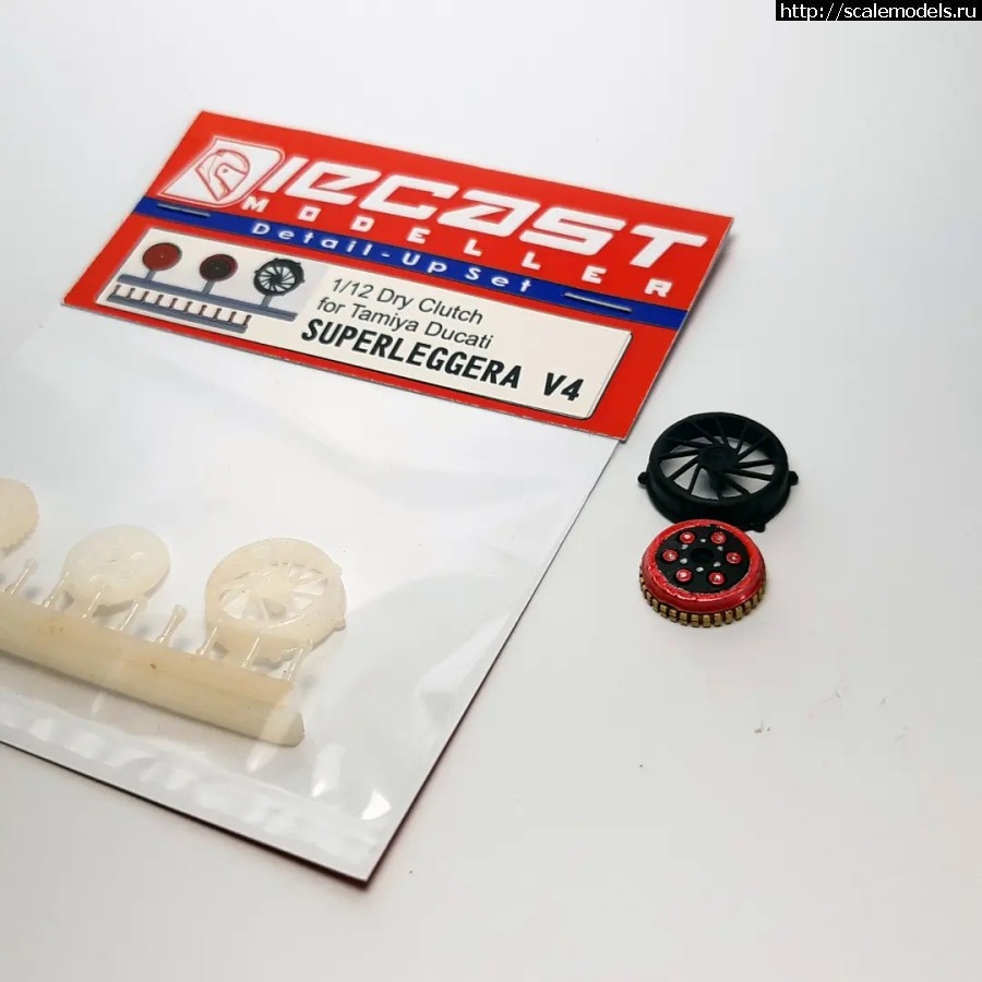 #1769310/ 1/12 Ducati Superleggera V4 Tamiya 14140  