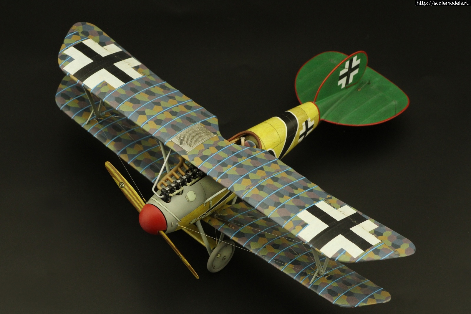 #1769578/ Albatros DIII  , Roden 1/32  