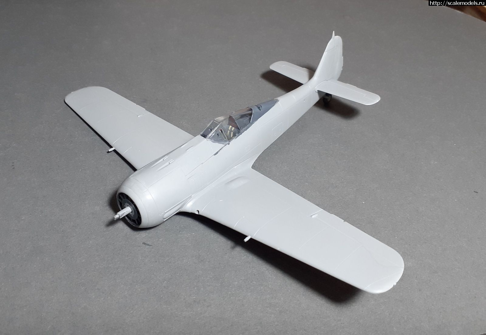 #1780342/ Focke-Wulf Fw-190A-4 ( 1:72)   