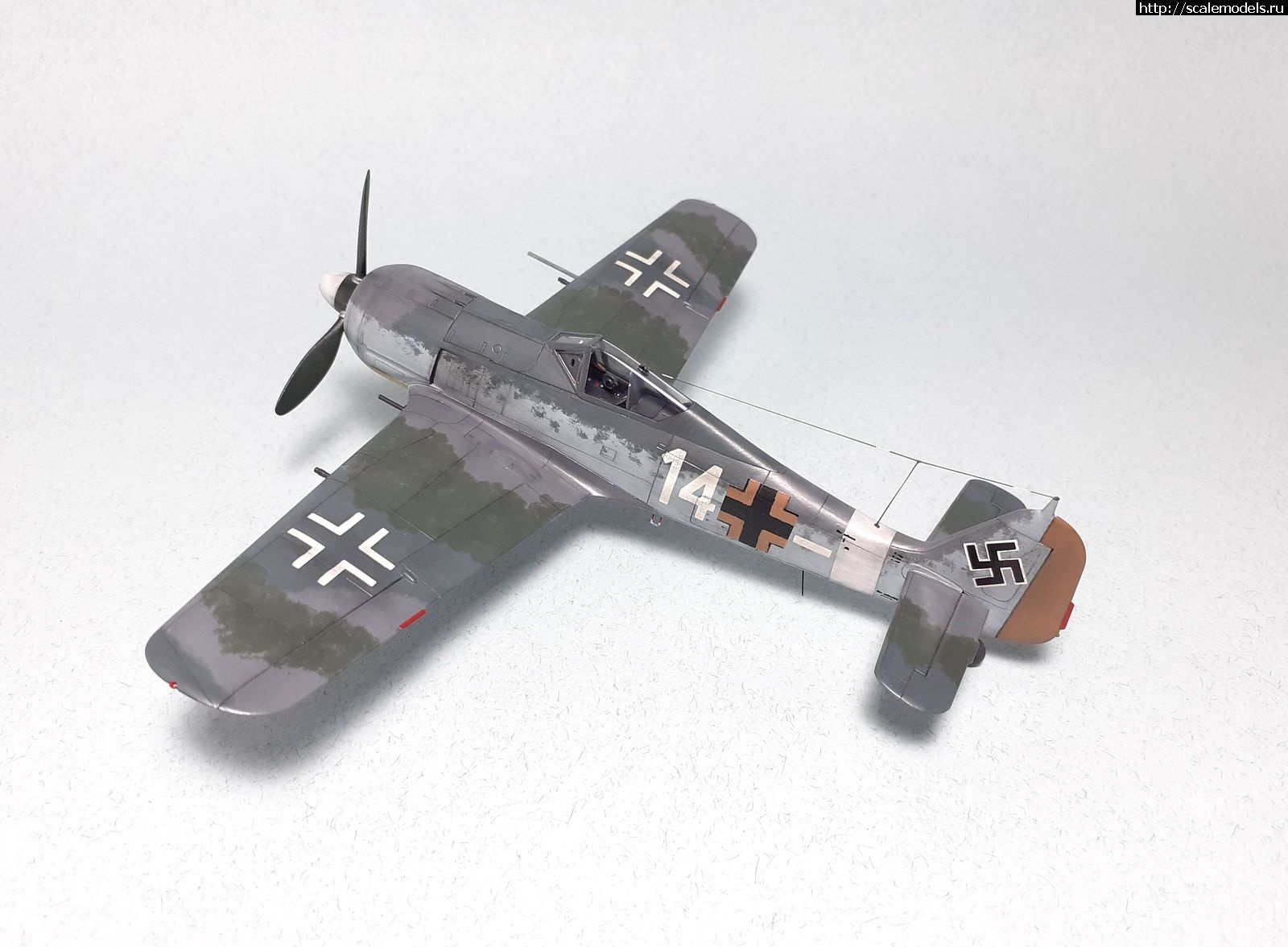 #1782235/ Focke-Wulf Fw-190A-4 ( 1:72)   