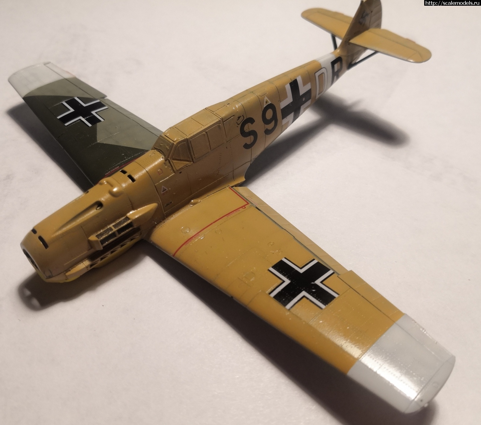 #1792407/ Messerschmitt Bf-109e Special hobby 1/72   