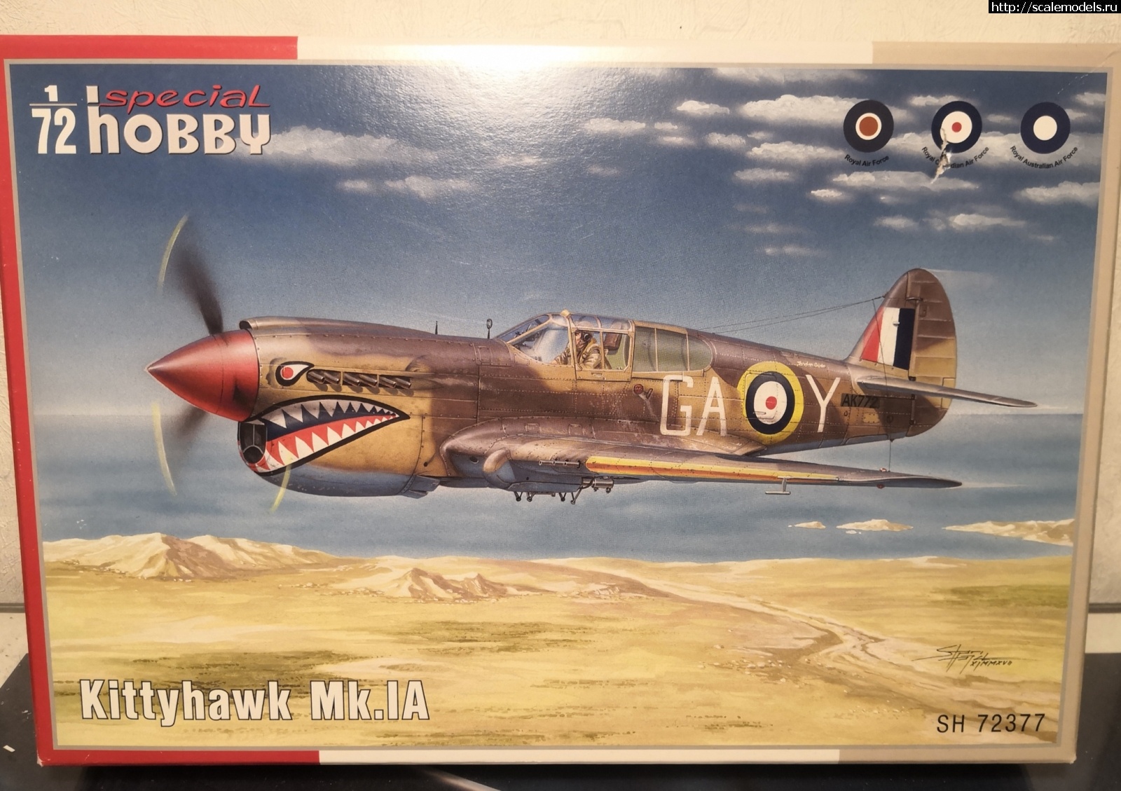 Kittyhawk Mk.Ia 1/72 special hobby   