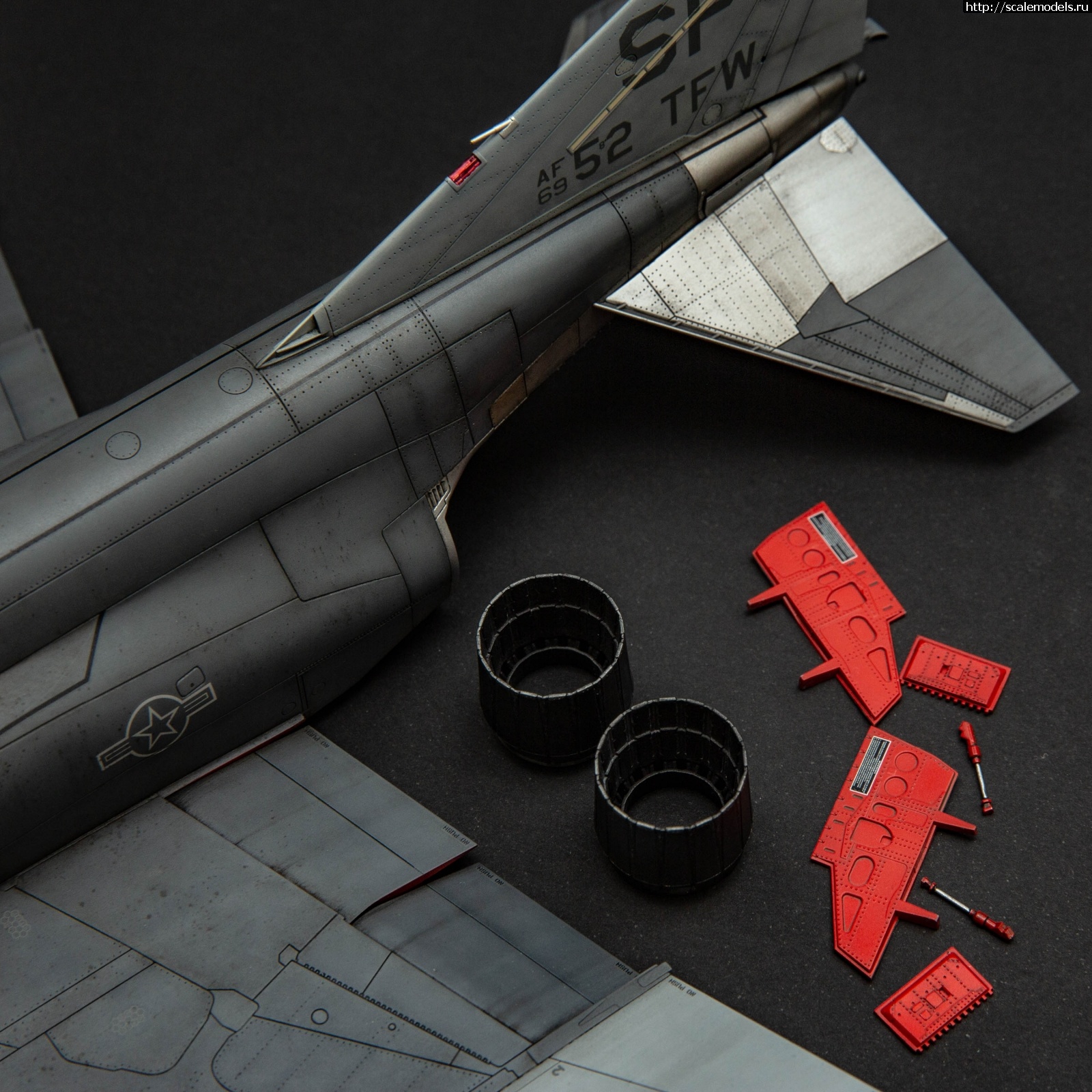 #1801001/ F-4G Phantom II 1/48 MENG -   