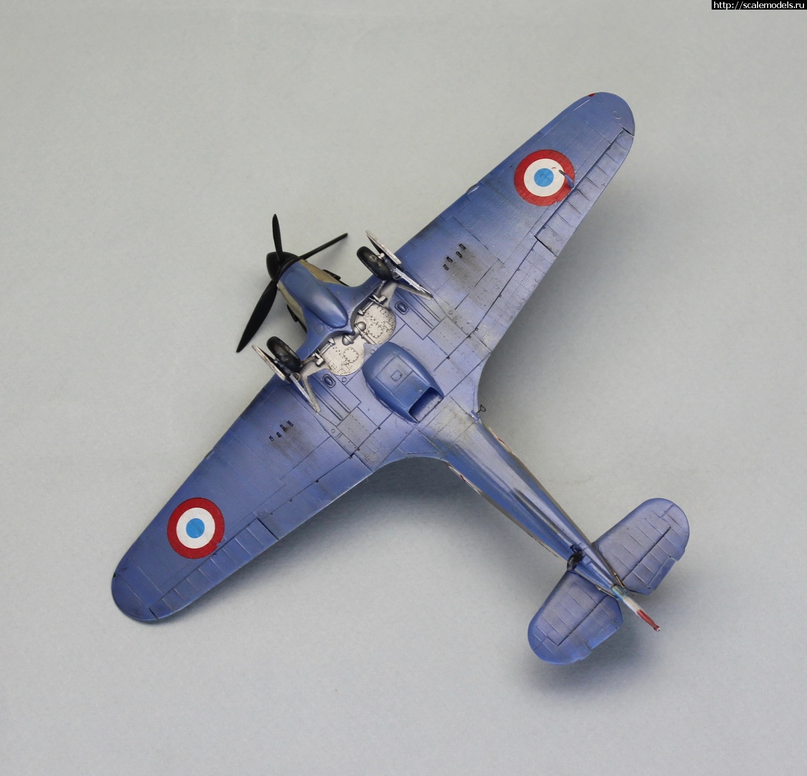 #1813374/ Hurricane Mk.I Trop Revell !  