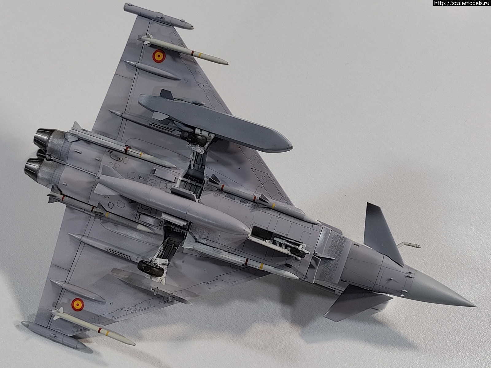 #1814549/ EF-2000 Revell 1/72   