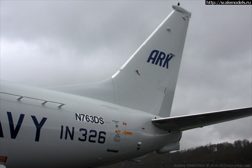 #1820051/    B-737-800 1/144  P-8A POSEIDON  