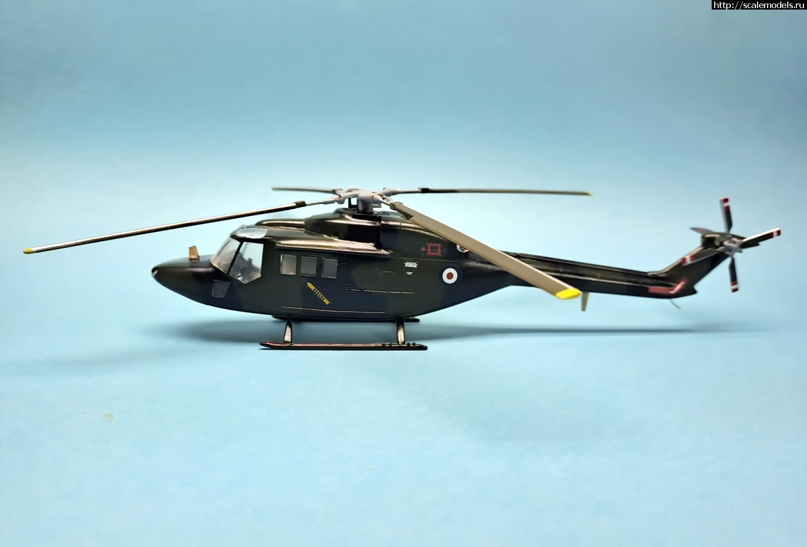 #1835818/ NOVO/ Westland-Aerospatiale WG.13 Lynx 1/72  