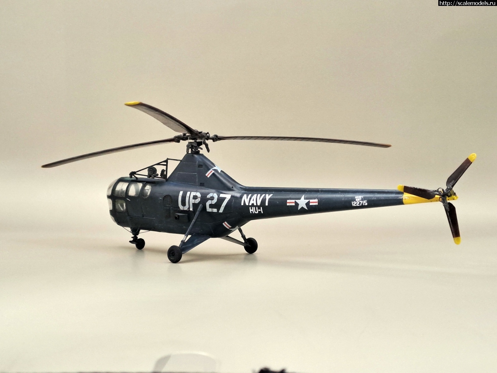 #1840647/ AMP Westland WS-51/Sikorsky HO3S-1 1/72  