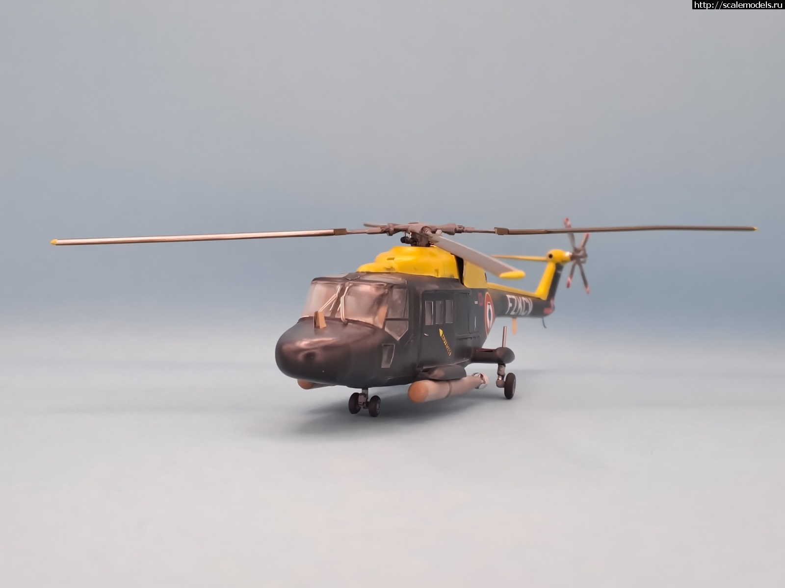 #1846332/ NOVO/ Westland-Aerospatiale WG.13 Lynx 1/72  