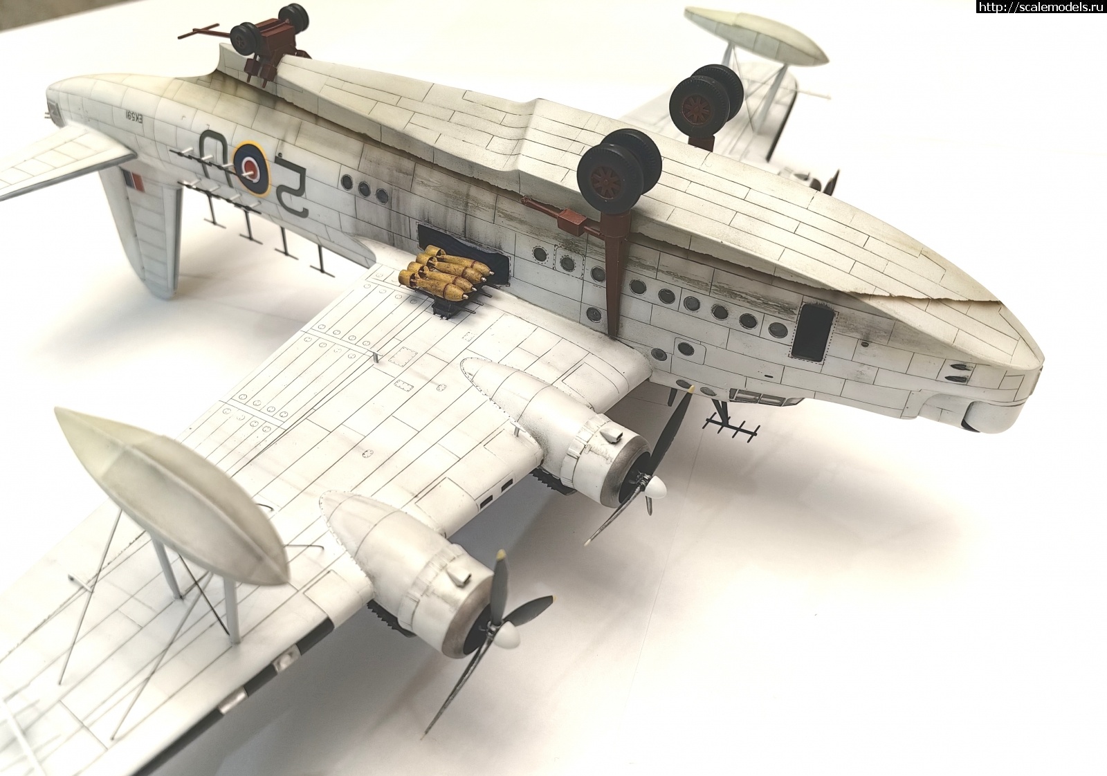 #1851445/ Short Sunderland mk III 1/72 Special hobby   