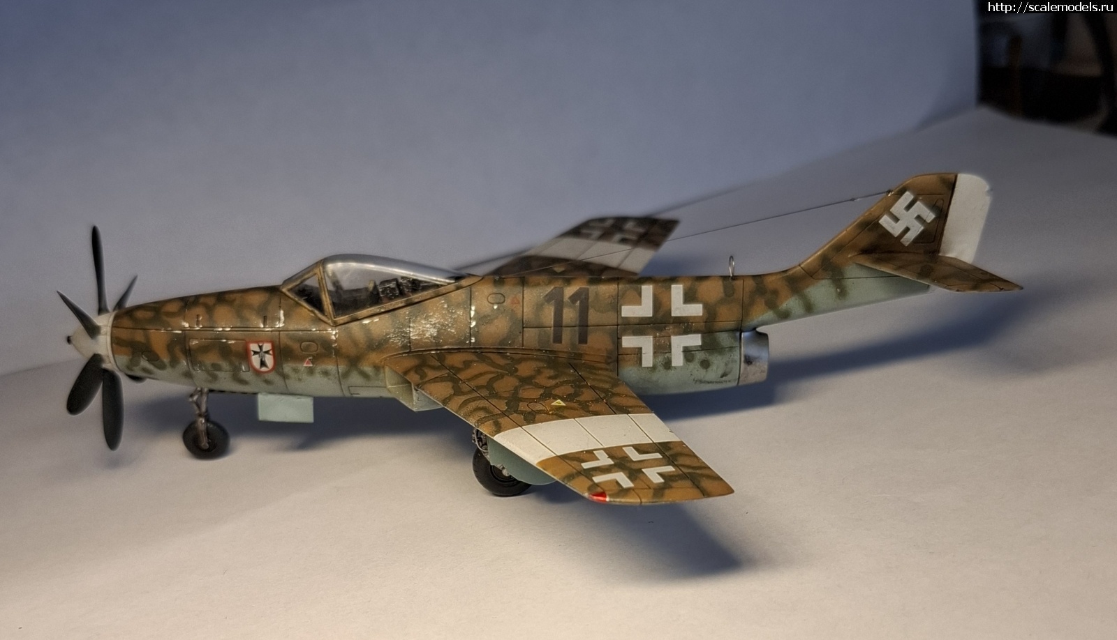 #1853468/ Focke-Wulf P.127 1/72 Pepelatz  