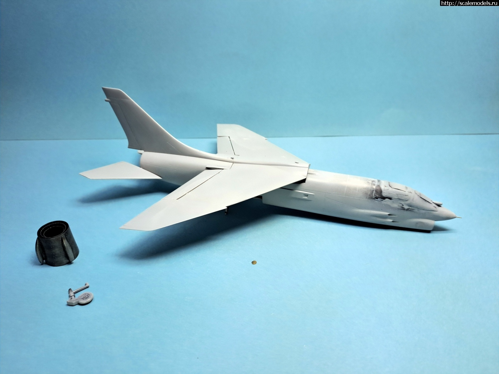 Vought F-8E Crusader Italeri 1:72  