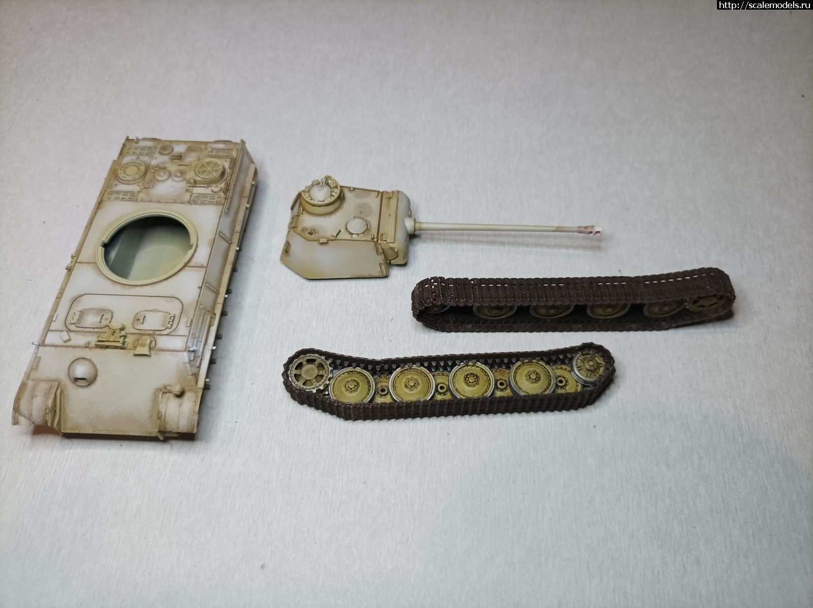 #1860041/ Vespid Pz.KPFW.V Panther Ausf.G  